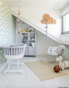 Binnenkijker babykamer Scandinavisch wonen