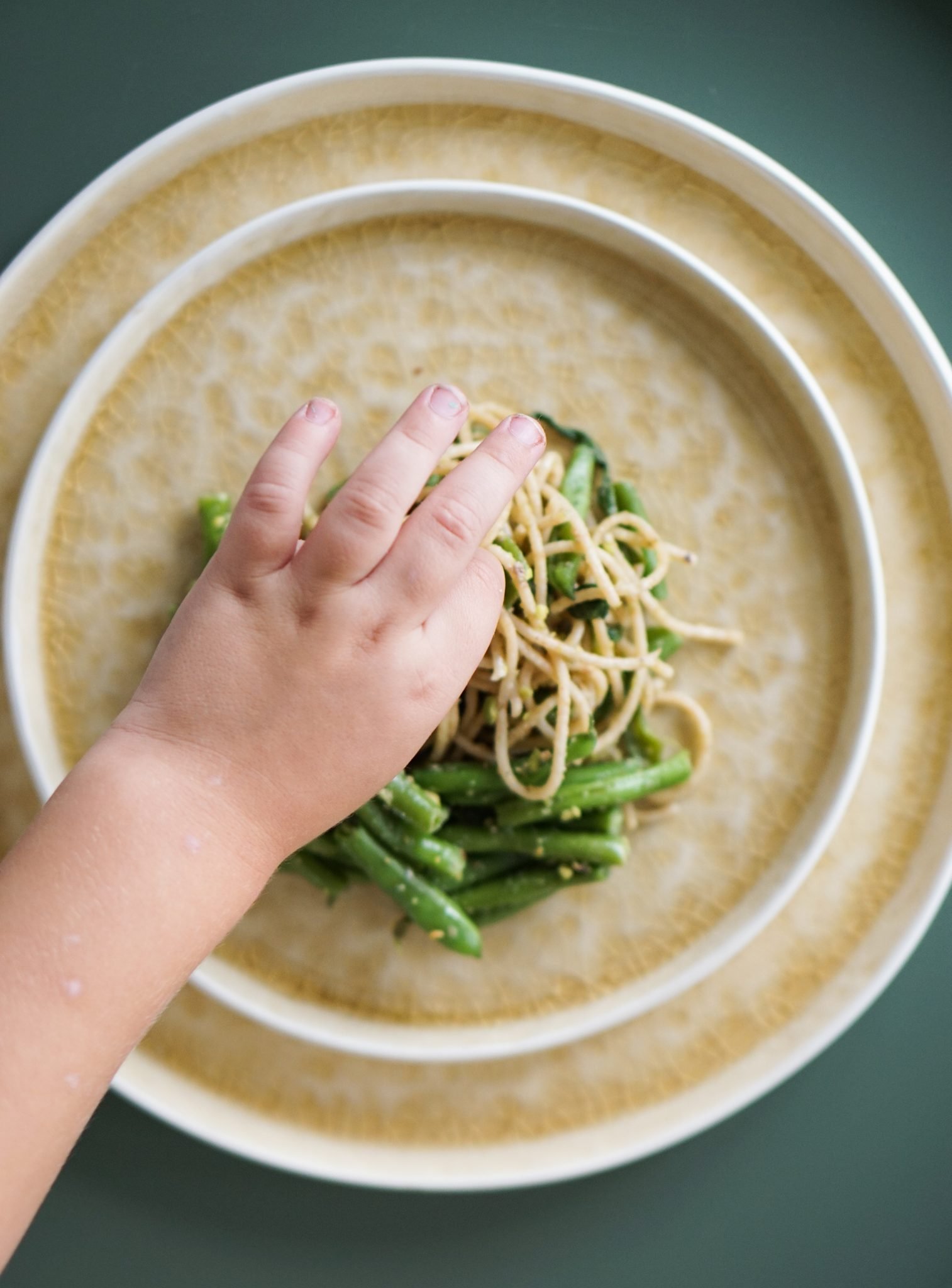 snel recept gezonde spaghetti kids kinderen sperziebonen rucola pistache